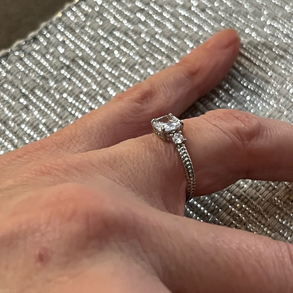 Charmed Aroma | Size 6 Ring
